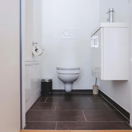 Terrassenwohnung 6 *